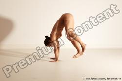 Modern Aerobic reference poses of Estera